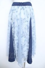 画像2: axes femme / 紫陽花プリントレーススカート F サックス Y-26-06-08-151-AX-SK-SZ-ZY (2)