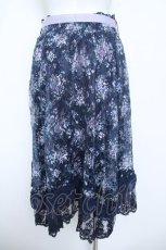 画像2: axes femme / フローラルレースイレヘムスカート F 紺 Y-26-06-08-152-AX-SK-SZ-ZY (2)
