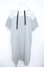 画像1: axes femme / バイカラーパーカーチュニック F グレー Y-26-06-10-069-AX-OP-SZ-ZY (1)