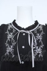 画像3: axes femme / 刺繍入りプチハイブラウス L 黒 Y-26-06-10-027-AX-BL-SZ-ZY (3)