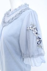 画像2: axes femme / ラベンダー刺繍プルオーバー  サックス Y-26-06-13-042-AX-TO-SZ-ZY (2)