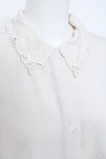 画像3: an another angelus / ローズガーデンカットワーク刺繍ブラウス F オフホワイト Y-26-06-13-047-CA-BL-SZ-ZY (3)