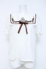 画像1: Amavel / チョコ刺繍スクエア衿プルオーバーブラウス  白Ｘブラウン Y-26-06-13-053-CA-BL-SA-ZY (1)