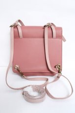 画像2: Maison de FLEUR Petite Robe canone / エマと出掛けるスクエアリュック  ピンク Y-26-06-13-025-LO-BG-SZ-ZY (2)