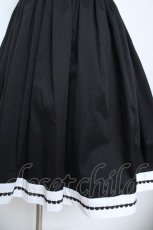 画像4: metamorphose / Chelsea エプロン付ジャンパースカート  黒 Y-26-06-14-143-ME-OP-SZ-ZY (4)