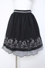 画像1: axes femme POETIQUE / メルヘン刺繍スカート M 黒 Y-26-06-16-104-AX-SK-SZ-ZY (1)