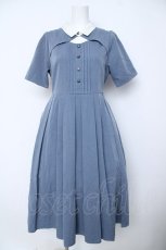 画像1: axes femme / 襟付カットワークプリーツワンピース  サックス Y-26-06-18-117-AX-OP-SZ-ZY (1)