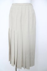 画像1: INGEBORG / ワンウェイプリーツスカート  ベージュ Y-26-06-18-165-LO-SK-SZ-ZY (1)