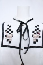 画像3: axes femme / チェス刺繍ハイネックブラウス  白 Y-26-06-18-024-AX-BL-SZ-ZY (3)