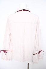 画像2: axes femme POETIQUE / リボンタイフリル袖ブラウス  生成り Y-26-06-18-038-AX-BL-SZ-ZY (2)