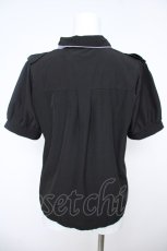 画像2: axes femme POETIQUE / バタフライ刺繍襟半袖ブラウス  黒 Y-26-06-18-044-AX-BL-SZ-ZY (2)