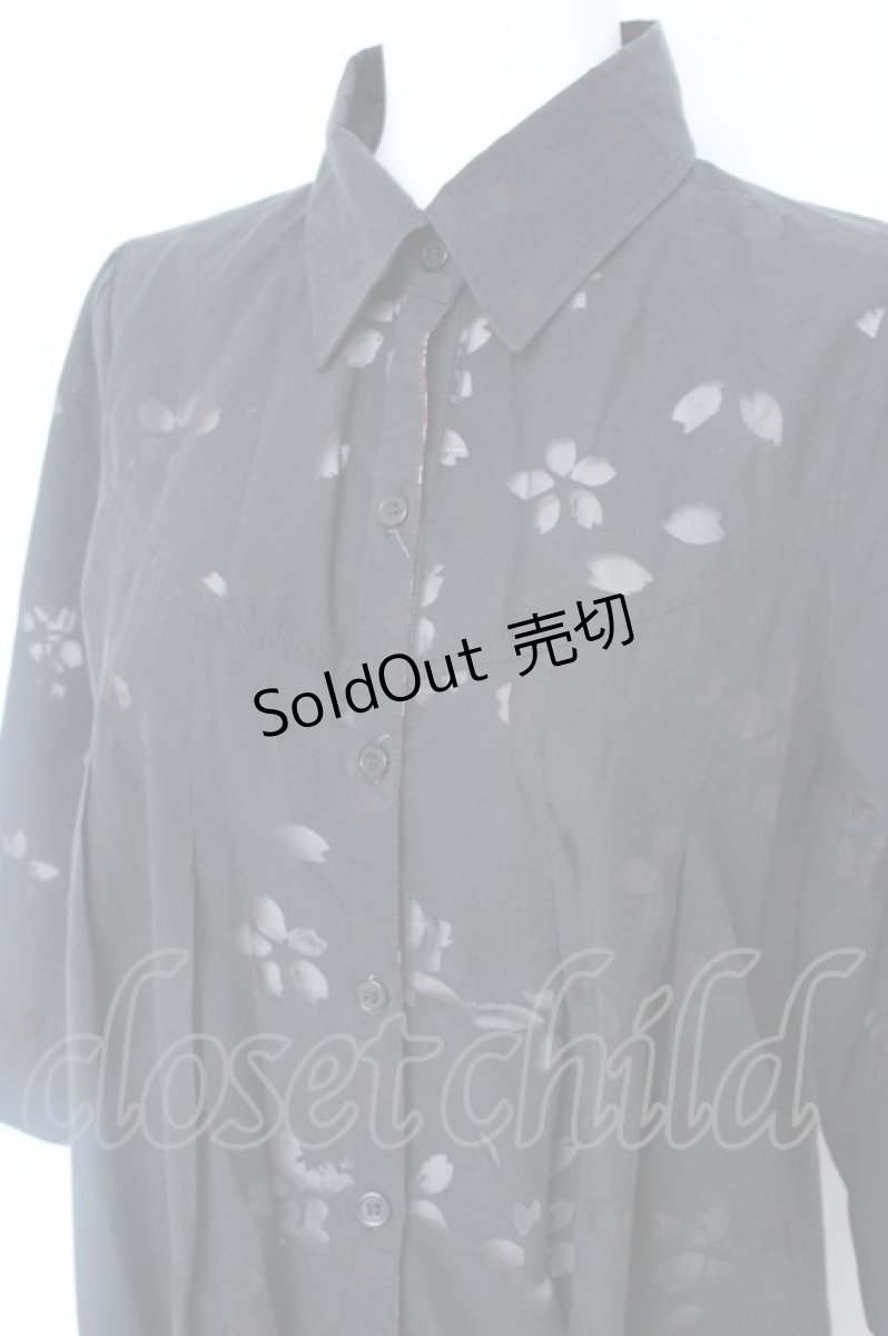 画像3: gouk / 桜透かしロングシャツ  黒 Y-26-06-20-042-GO-BL-SZ-ZY (3)