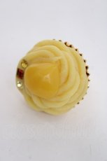画像4: Q-pot. / Mont Blanc CupCakeリング  イエロー Y-26-06-20-006-QP-AC-SZ-ZY (4)