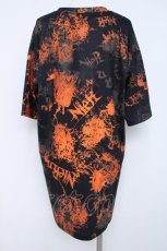 画像2: NieR Clothing / HALF SLEEVE カットソー【彼岸花】 F オレンジ Y-26-06-22-139-PU-TO-SZ-ZI (2)