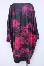 画像2: NieR Clothing / HEART BEAT×彼岸花 STRETCH CUTSEW F 黒×ピンク Y-26-06-22-146-PU-TO-SZ-ZI (2)