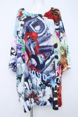 画像1: TRAVAS TOKYO / グラフィック総柄Tシャツ  白 Y-26-06-22-174-PU-TO-SZ-ZY (1)