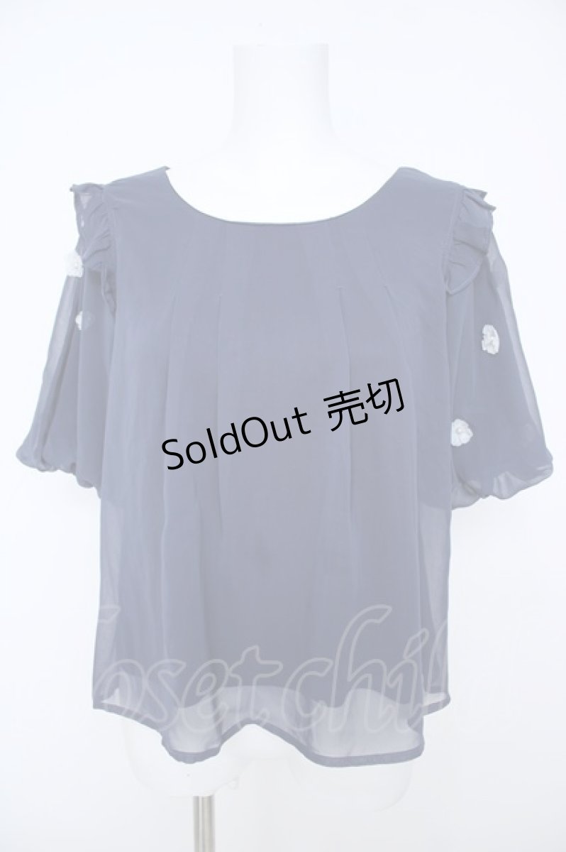 画像1: axes femme POETIQUE / フラワーモチーフシフォントップス  紺 Y-26-06-24-052-AX-TO-SZ-ZY (1)