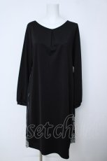 画像1: axes femme / 素材切替刺繍バックシャンワンピース  黒 Y-26-06-24-087-AX-OP-SZ-ZY (1)