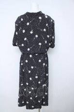 画像2: INGEBORG / カーネーション柄ワンピース  黒 Y-26-06-24-094-LO-OP-SZ-ZY (2)