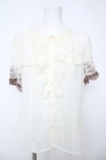 画像1: axes femme / 袖薔薇刺繍ブラウス  生成り Y-26-06-24-016-AX-BL-SZ-ZY (1)