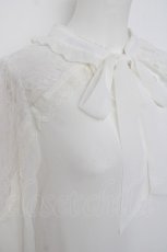 画像4: axes femme kawaii / レース切り替えブラウス  白 Y-26-06-30-045-AX-BL-SZ-ZY (4)