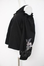 画像2: axes femme POETIQUE / 肩あき刺繍ブラウス  黒 Y-26-06-30-071-AX-BL-SZ-ZY (2)