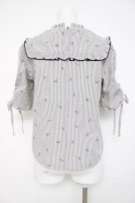 画像2: axes femme POETIQUE / ストライプローズブラウス  グレー Y-26-06-30-073-AX-BL-SZ-ZY (2)