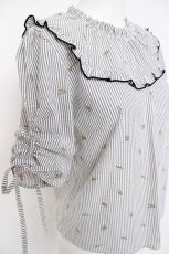 画像3: axes femme POETIQUE / ストライプローズブラウス  グレー Y-26-06-30-073-AX-BL-SZ-ZY (3)