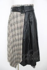 画像1: axes femme POETIQUE / チェッププリーツフェイクレザースカート  黒 Y-26-07-01-170-AX-SK-SZ-ZY (1)