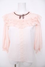 画像1: axes femme POETIQUE / レーシーフリルスタンドブラウス  ピンク Y-26-07-05-038-AX-TO-SZ-ZY (1)