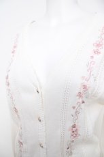 画像3: axes femme / 桜刺繍ニットカーディガン  白 Y-26-07-05-040-AX-TO-SZ-ZY (3)