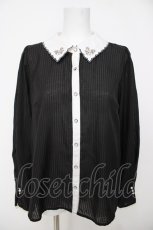 画像1: axes femme / 襟刺繍シアーストライプブラウス M 黒 Y-26-07-05-020-AX-BL-SZ-ZY (1)