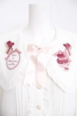 画像3: Amavel / Holiday Present Ribbon ブラウス  白×ピンク Y-26-07-09-084-CA-BL-SZ-ZY (3)