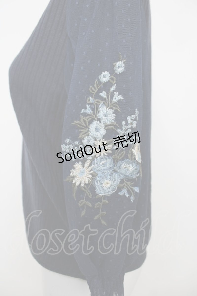 画像3: axes femme / 袖チュール刺繍トップス F 紺 Y-26-07-13-073-AX-TO-SZ-ZS (3)