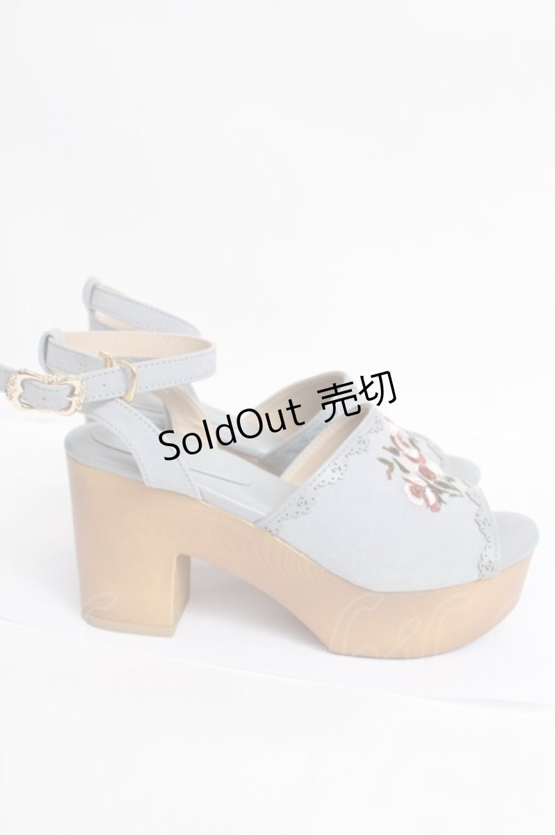画像4: axes femme / ローズ刺繍サンダル M サックス Y-26-07-15-039-AX-SH-SZ-ZY (4)