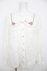 画像1: axes femme POETIQUE / ローズデザインフリルブラウス  白 Y-26-07-15-053-AX-BL-SZ-ZY (1)