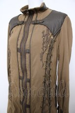 画像3: Ozz Croce / 編み上げ刺繍ロングジャケット  カーキ Y-26-07-15-081-OO-CO-SZ-ZY (3)
