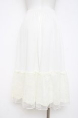 画像2: axes femme / 繊細レースミディ丈ペチスカート M 白 Y-26-07-16-074-AX-SK-SZ-ZY (2)