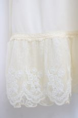 画像3: axes femme / レース重ねペチスカート M 生成り Y-26-07-16-078-AX-SK-SZ-ZY (3)