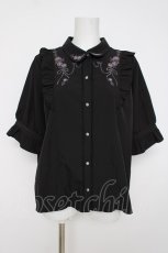 画像1: axes femme / リボン付ローズ刺繍ブラウス  黒 Y-26-07-16-003-AX-TO-SZ-ZY (1)