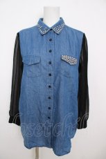 画像1: GLAD NEWS / スタッズ付き袖チュールデニムシャツ  ブルー Y-26-07-18-038-PU-TO-SZ-ZY (1)