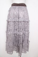 画像2: axes femme / フラワーレースティアードスカート F グレージュ Y-26-07-20-073-AX-SK-SZ-ZY (2)