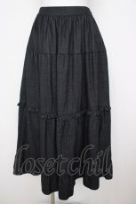 画像1: axes femme NOSTALGIE / フリルデニム切替スカート F 黒 Y-26-07-20-078-AX-SK-SZ-ZY (1)