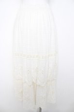 画像2: axes femme NOSTALGIE / レースティアードスカート M キナリ Y-26-07-21-081-AX-SK-SZ-ZY (2)