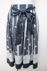 画像1: axes femme / チューリップ柄ミドルスカート M 紺 Y-26-07-21-087-AX-SK-SZ-ZY (1)