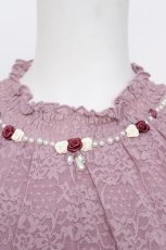 画像3: axes femme / 巻きバラ装飾総レースプルオーバー F ラベンダー Y-26-07-21-040-AX-TO-SZ-ZY (3)