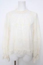 画像1: axes femme POETIQUE / 総レーススタンド襟ブラウス M 生成り Y-26-07-24-042-AX-BL-SZ-ZY (1)