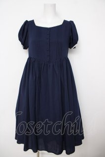 Maison de FLEUR Petite Robe canone / ピンタックフリルワンピース 紺