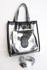 画像1: axes femme POETIQUE / ローズワッペンＰＶＣバッグ  黒 Y-26-07-28-050-AX-BG-SZ-ZY (1)