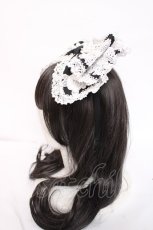 画像2: BABY,THE STARS SHINE BRIGHT / Romantic Dream Roseカチューシャ  黒×白 Y-26-07-31-047-BA-AC-SZ-ZY (2)